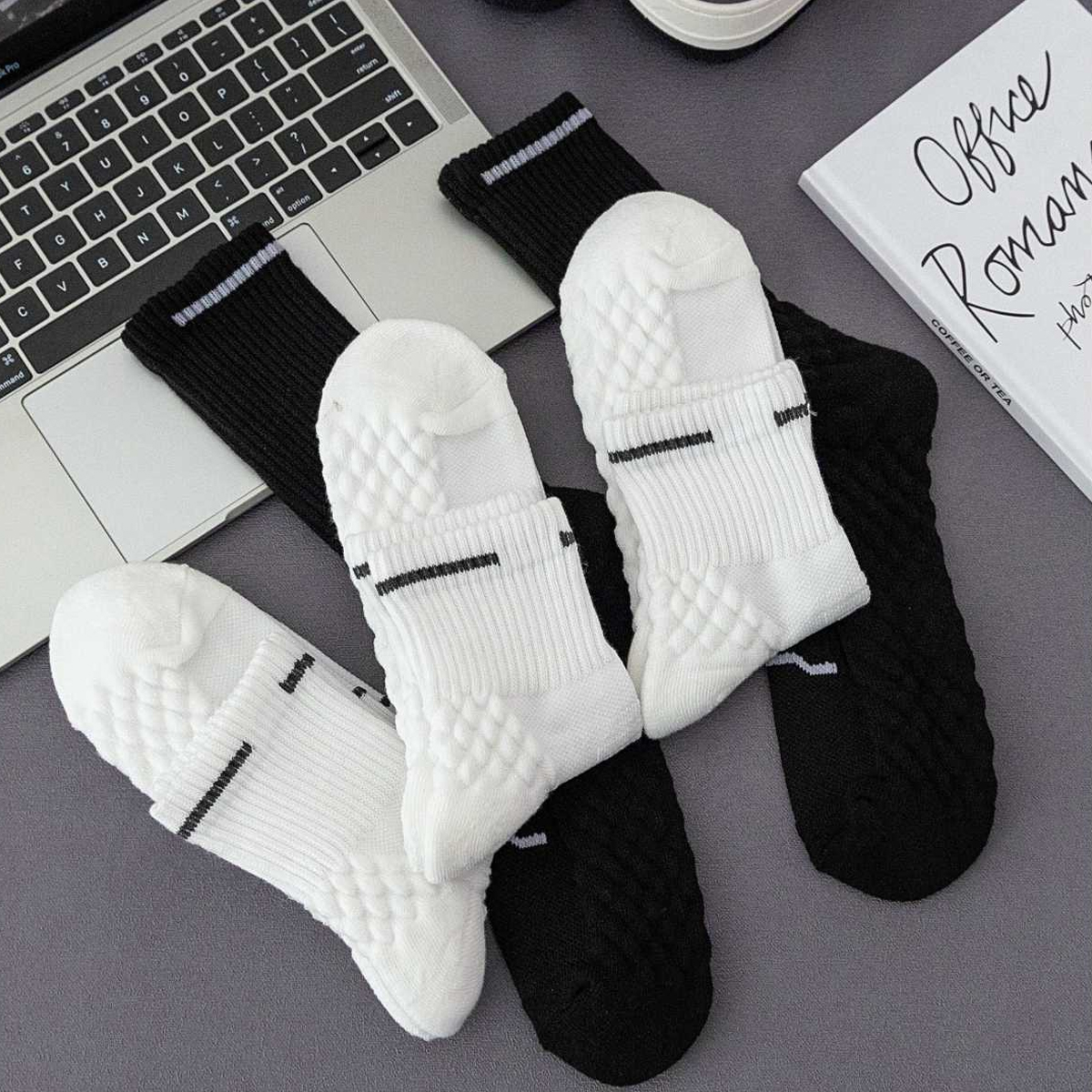 Men's Sports Autumn Breathable Basketball Running Socks - Image 2