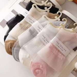 Dot yarn versatile breathable women's socks