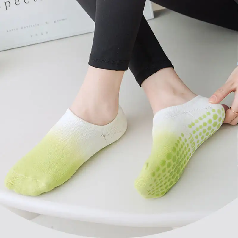 tie-dye-Invisible-Pilates-Socks